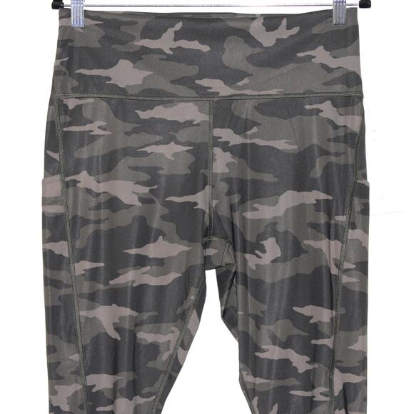 Athleta Ultimate Stash Pocket Camo 7/8 Tight Olive Size 2X NWT - Picture 2 of 8